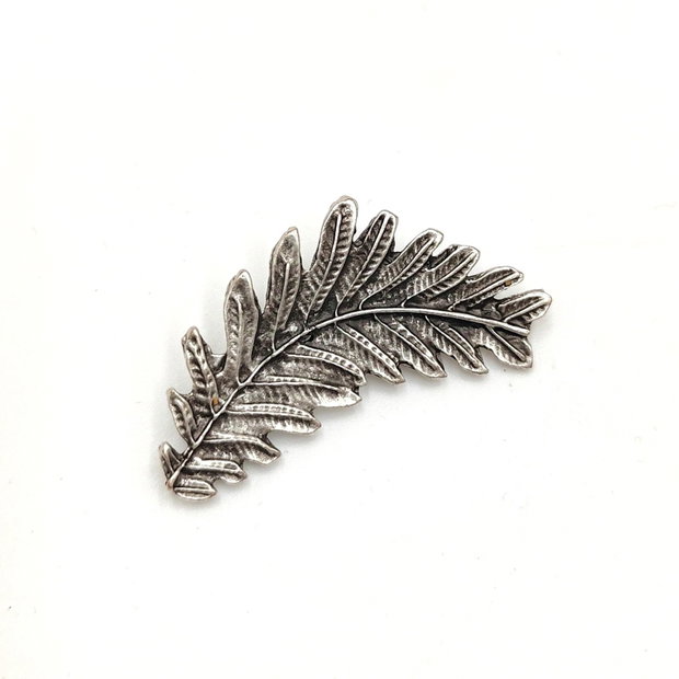 Brosa metalica frunzulita, Brs035