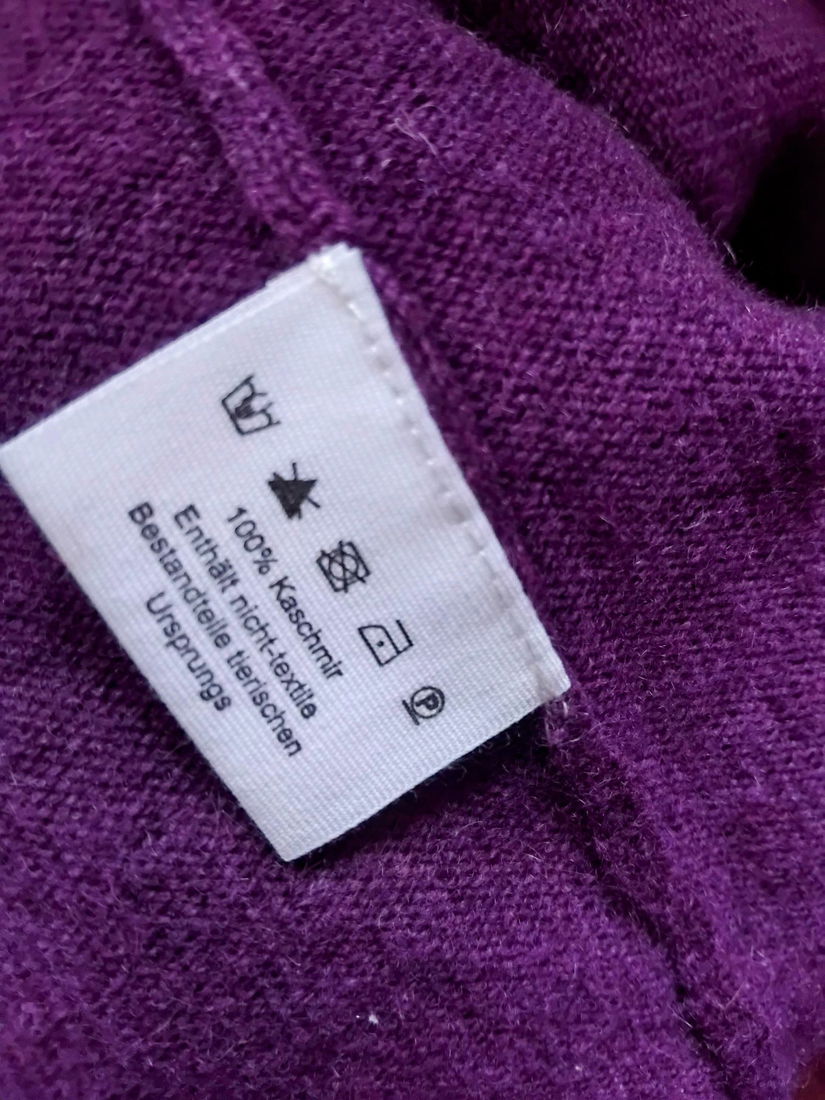 Cashmere, violet