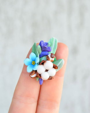 Floare de bumbac, nu ma uita si lavanda- Brosa Martisor