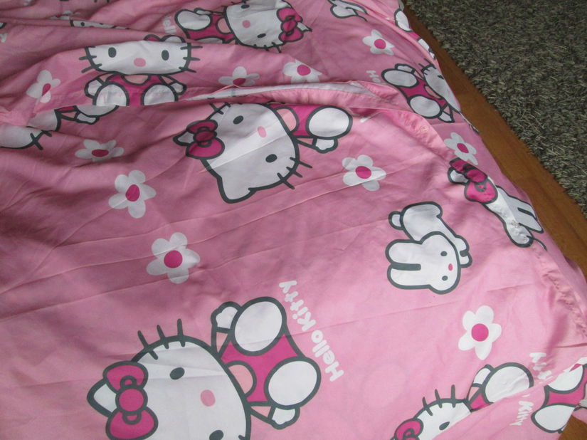 husa plapuma HelloKitty