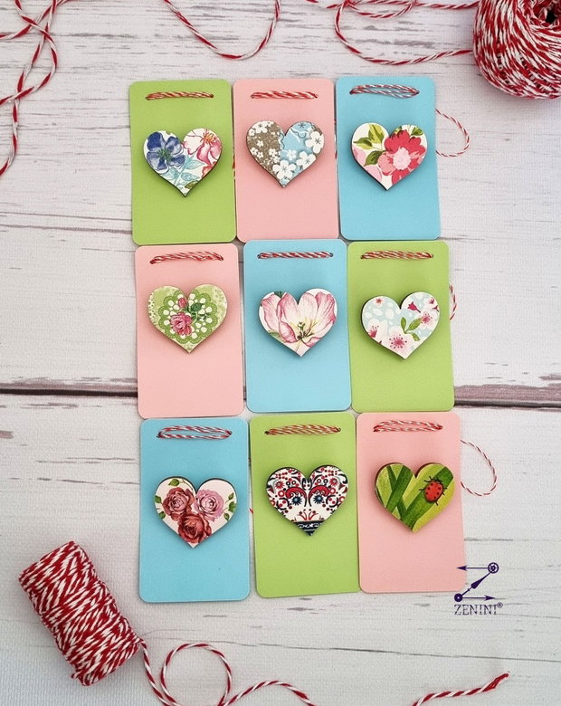 Martisor inima, martisoare inimioare, brosa inima, martisor decoupage, martisor model floral, martisoare inima