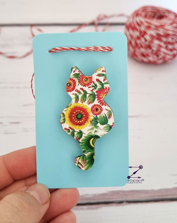 Martisor pisica, martisoare pisici, brosa pisica, brosa martisor, brosa flori, pisica flori