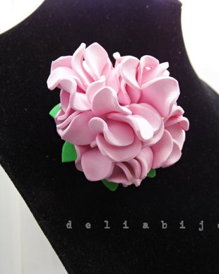 Brosa statement handmade unicat - Martisor - floare (cod1160)