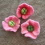 Brosa floare impaslita