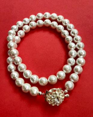 Colier CHOKER perle de Mallorca albe fatetate