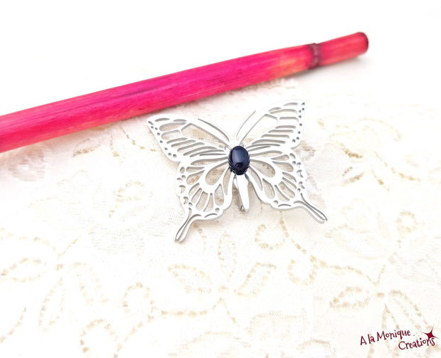 Brosa fluture cu onix