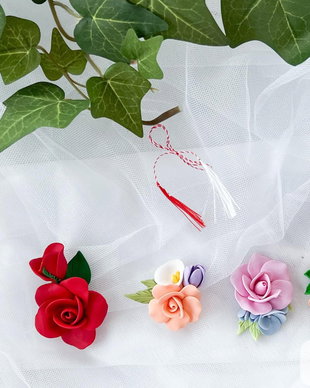 Brose martisor: Flori