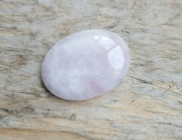 Cabochon cuart roz, 40x30x7 mm