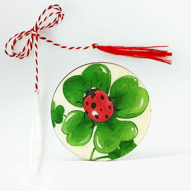Martisor cu buburuza si trifoi