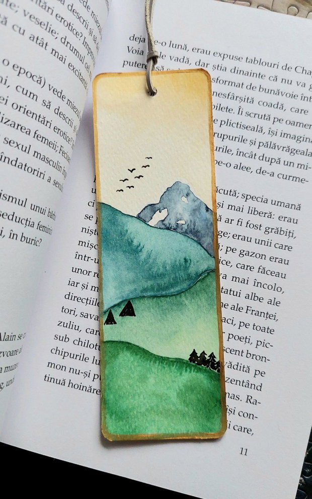 Semn de carte Over the hills