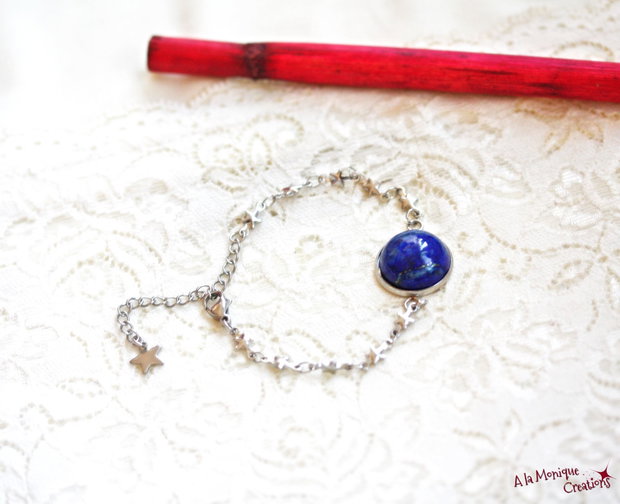 Bratara cu stelute si lapis lazuli