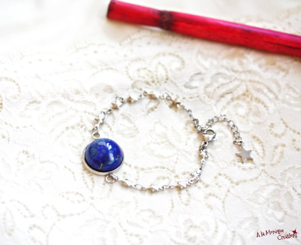 Bratara cu stelute si lapis lazuli