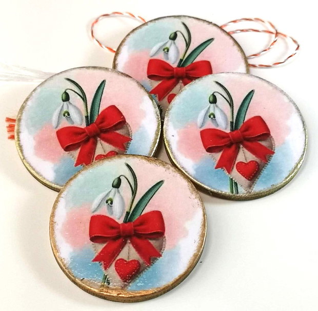 Martisor cu ghiocel