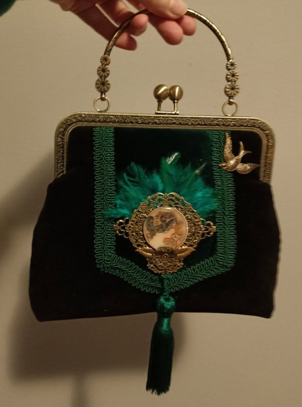 Poșetă elegantă catifea cu decor