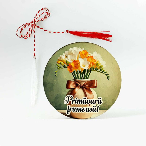 Martisor cu flori de frezie