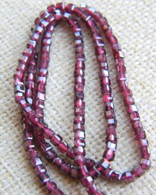 Granat cubulete (FC10)