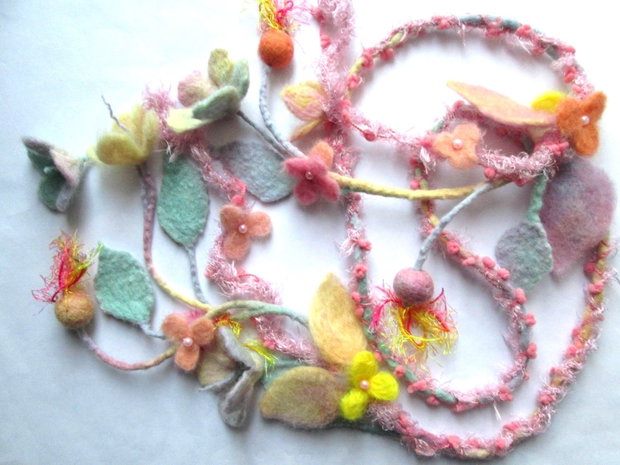 Eșarfă pastel