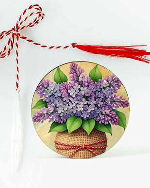 Martisor cu flori de liliac