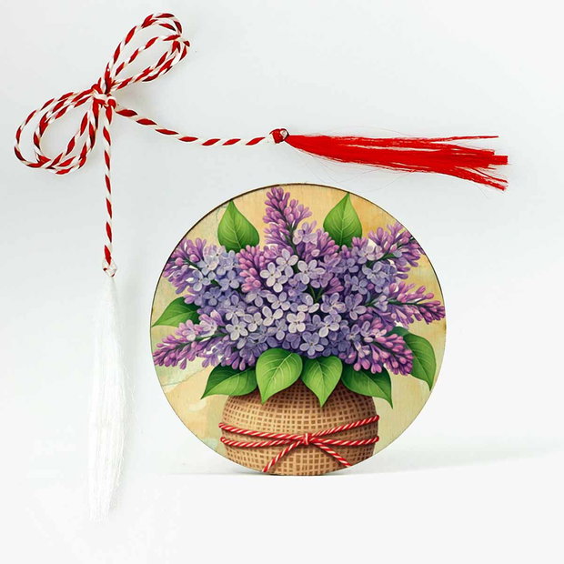 Martisor cu flori de liliac