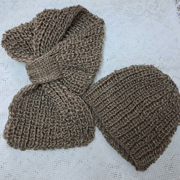 Set fular/căciulă