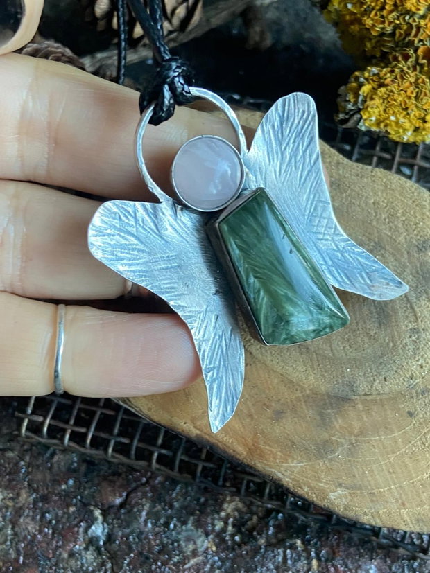 Pandantiv supradimensionat din argint 925, seraphinite si cuart roz, moonstone sau ochi de tigru, inger