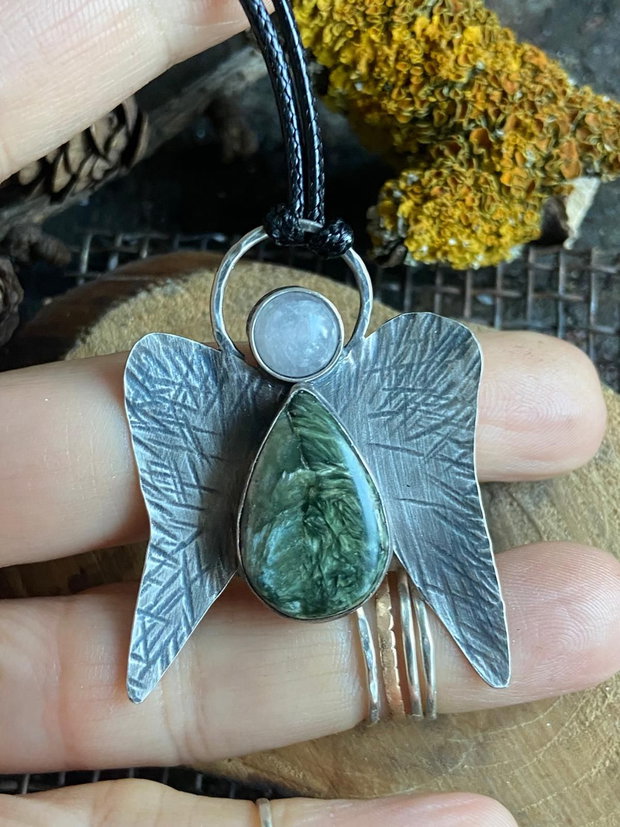 Pandantiv supradimensionat din argint 925, seraphinite si cuart roz, moonstone sau ochi de tigru, inger