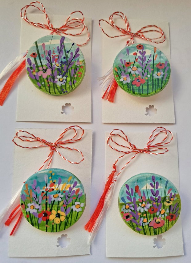 Martisor -flori de camp (brosa)