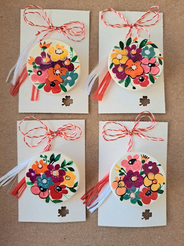 Martisor- buchet de flori (brosa)