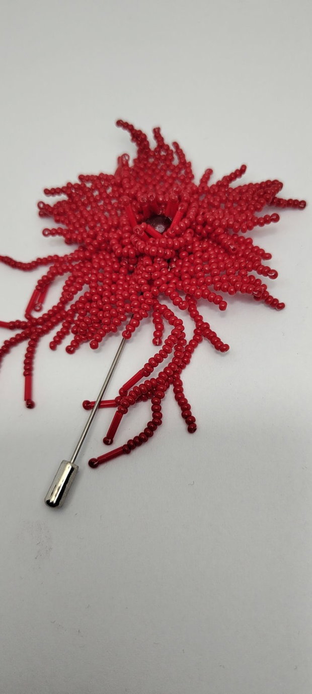 Brosa handmade, brosa din margelute