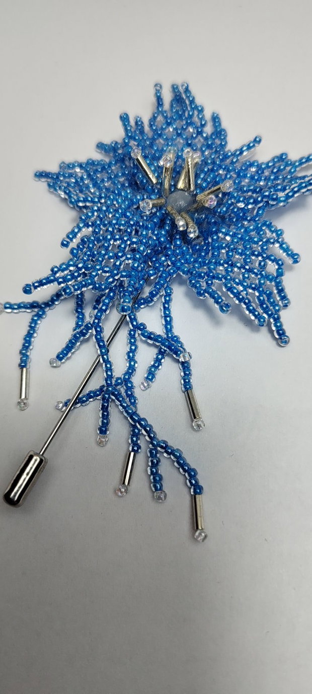 Brosa handmade, brosa din margelute