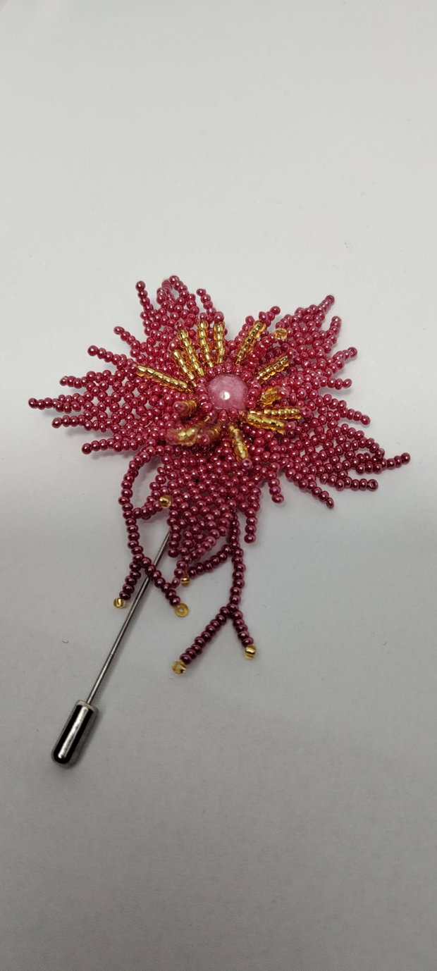 Brosa handmade, brosa din margelute