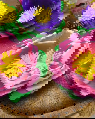 Brosa statement handmade unicat - Martisor - floare (cod1166)