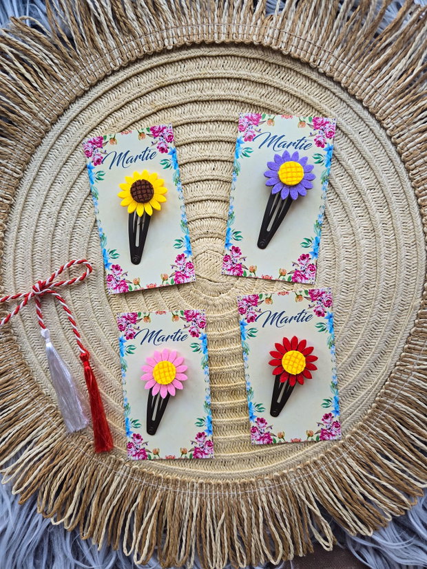 Martisor agrafa floricica