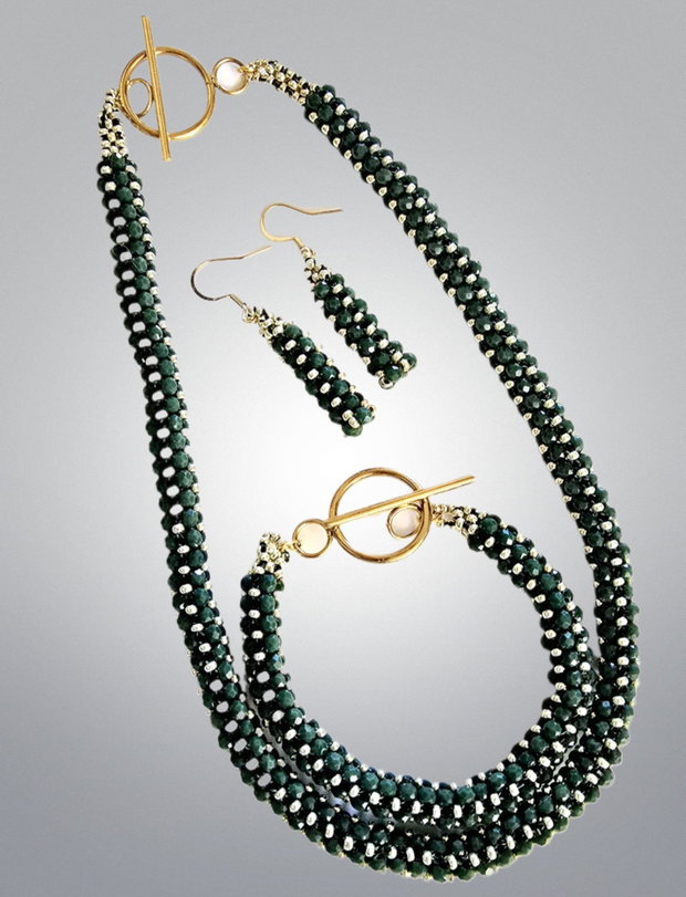 Set verde auriu din margele