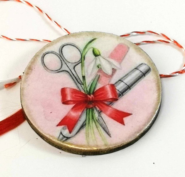 Martisoare personalizate manichiurista/ nail artist
