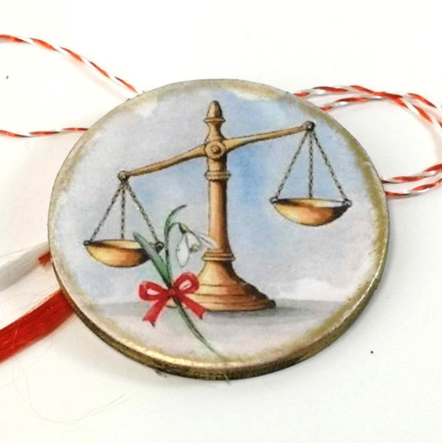 Martisoare personalizate avocat