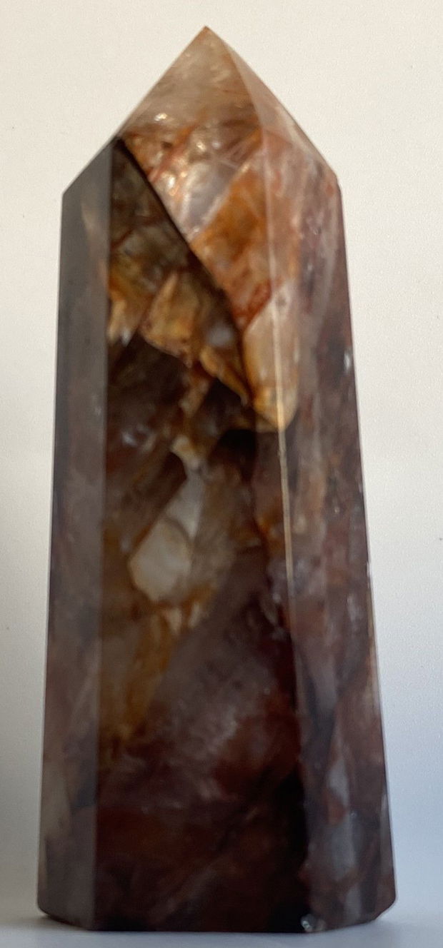 Cuart Hematoid Rosu - obelisc piatra semipretioasa
