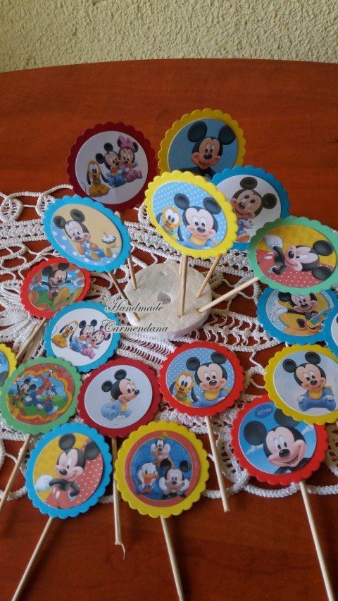 Props-uri pentru candy bar Mikey