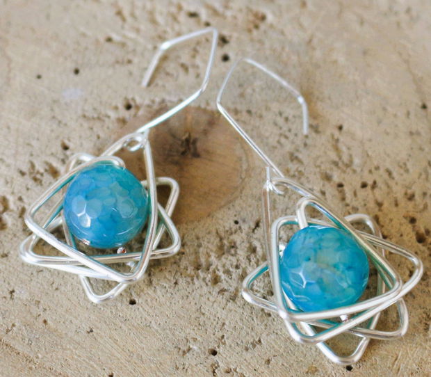 Cercei handmade din sarma si agate fatetate