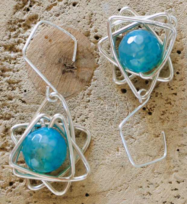 Cercei handmade din sarma si agate fatetate