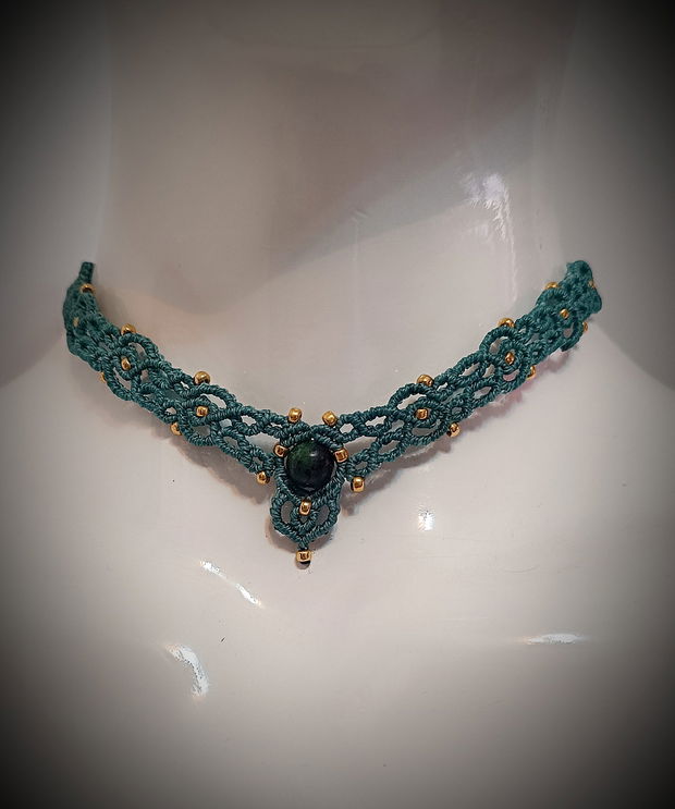 Colier choker micro macrame cristal Unakite