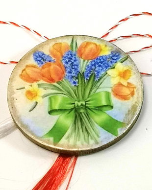 Martisor cu flori de primavara + lalele si narcise