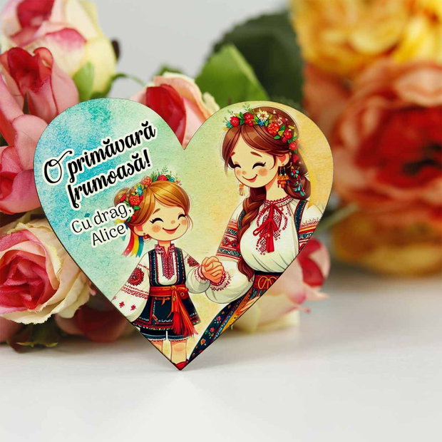Martisor traditional cu fetita
