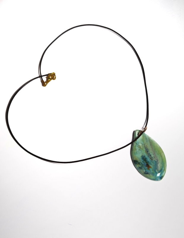 Colier Green Tear