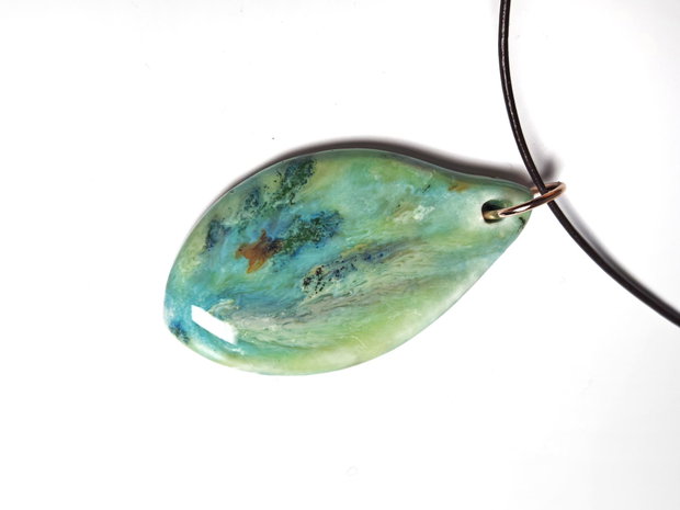Colier Green Tear
