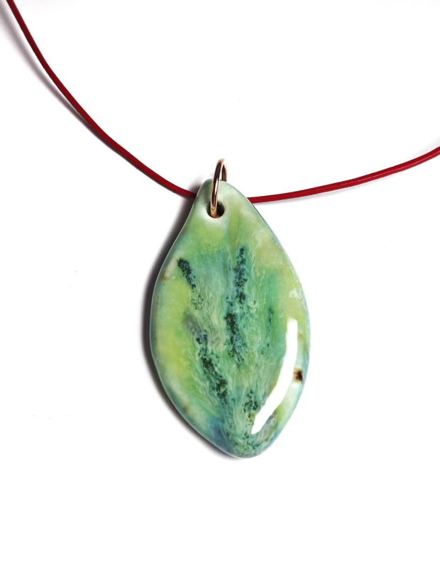 Colier Green Tear
