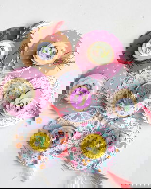 Brosa brodat Ghiocel/ martisor