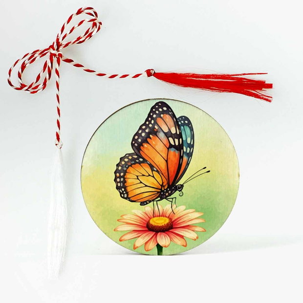 Mărţişor personalizat cu fluture