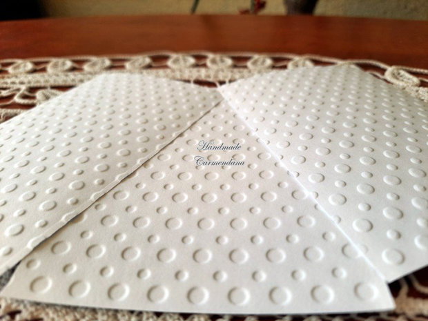 Carton embosat