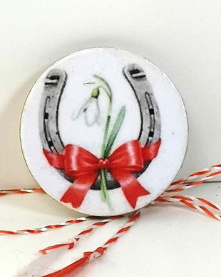 Martisor cu potcoava si ghiocel